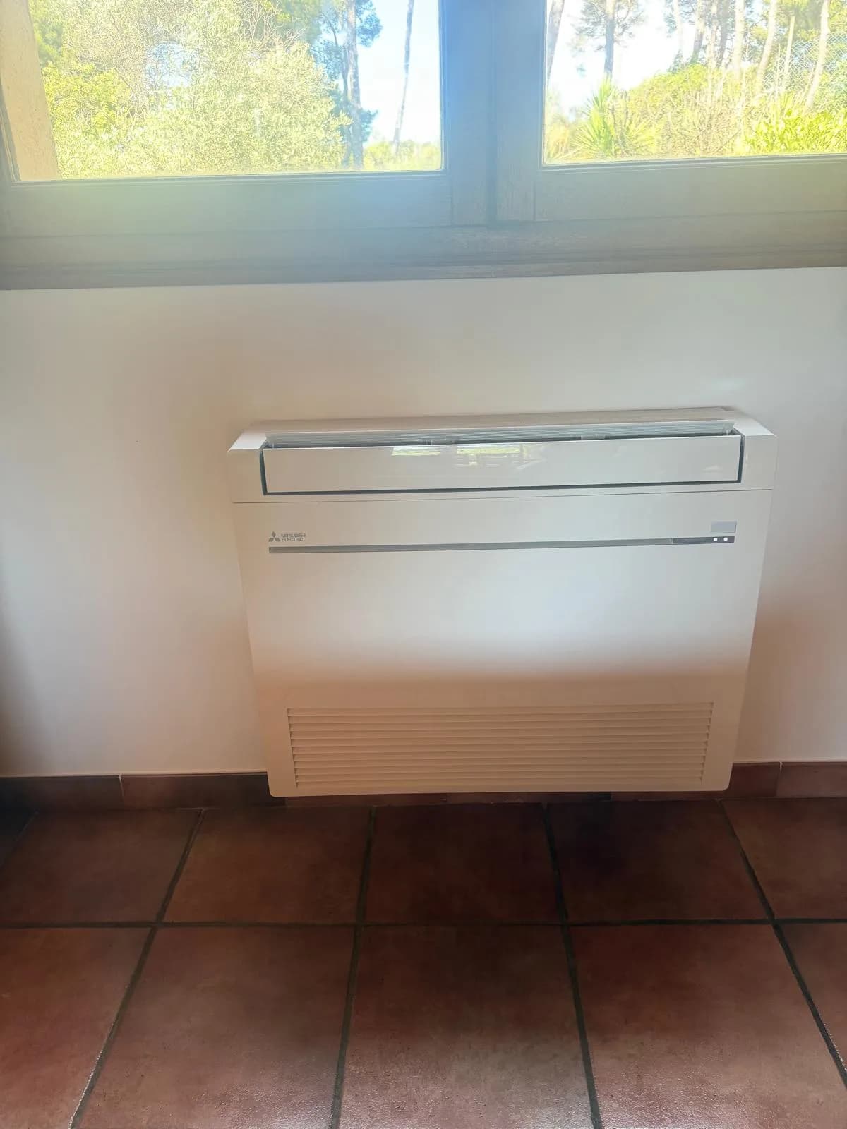 Pose de deux climatisations console