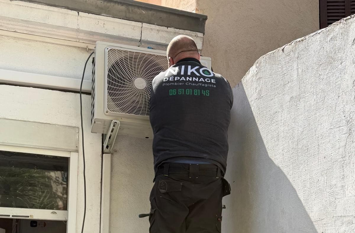 Installation d'une climatisation avec unité extérieure